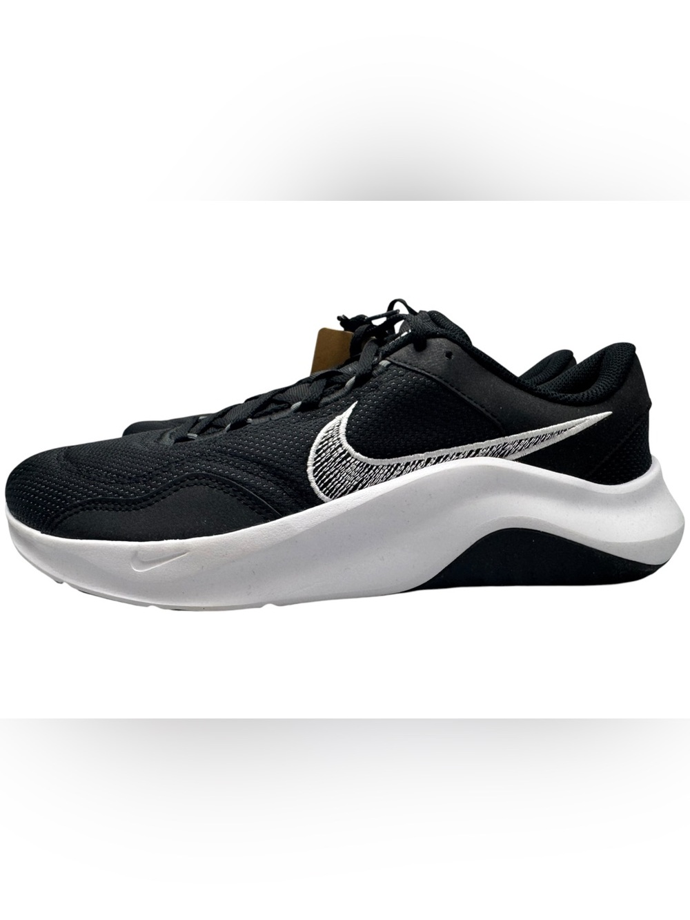 Nike Legend Essential 3 NN Men’s Size 11 Black White DM1120-001 New